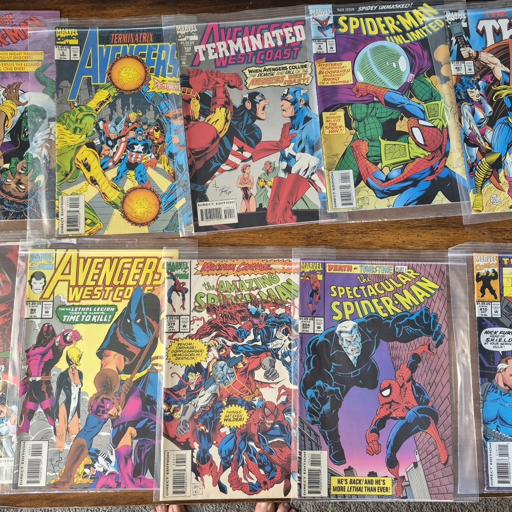 Comic Collection - Picture 3 of 4